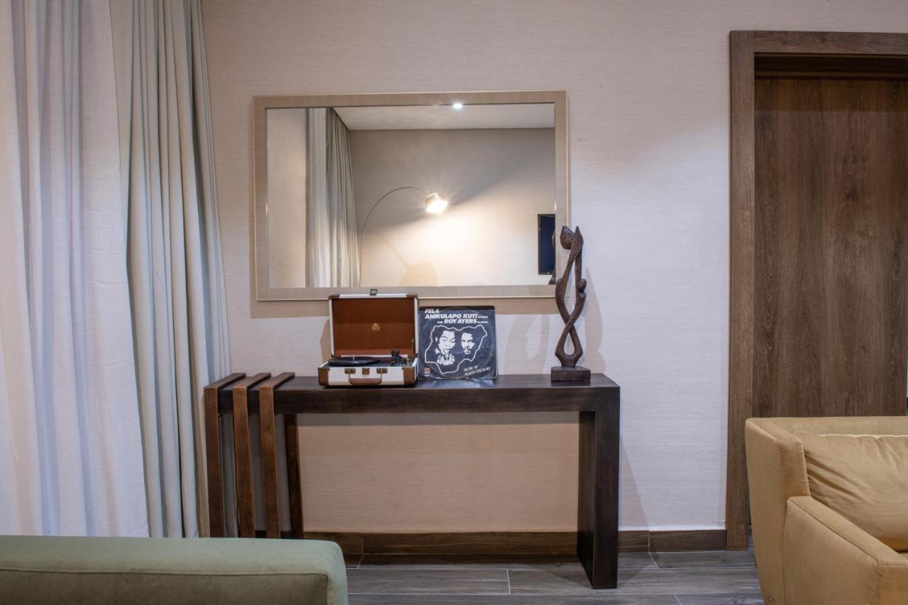 The White Orchid Hotel Lagos Ngoại thất bức ảnh